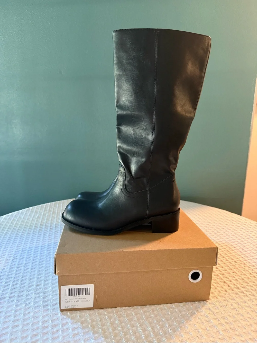 Hodeery Classic Black Knee-High Leather Boots, size 8.5